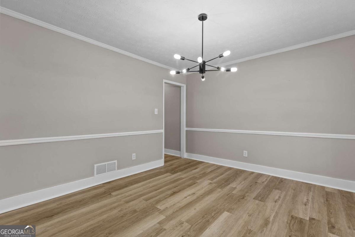 800 Post Road Circle Stone Mountain - 10