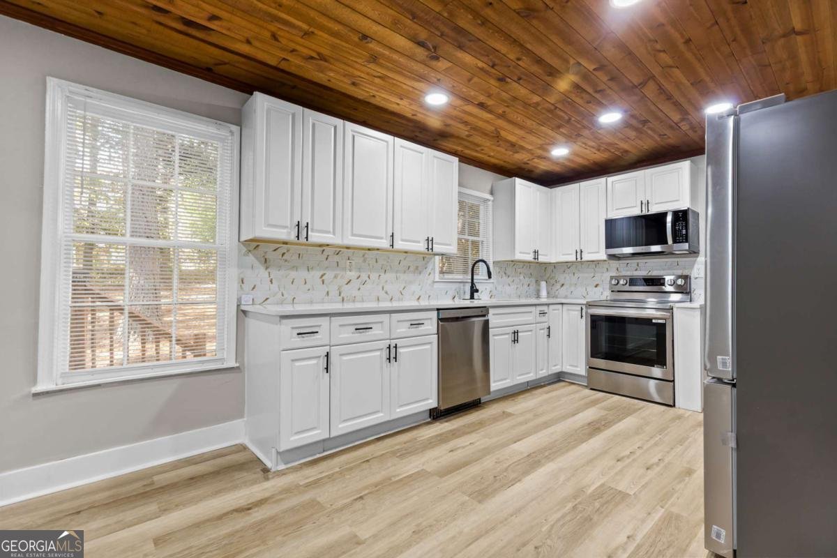 800 Post Road Circle Stone Mountain - 13