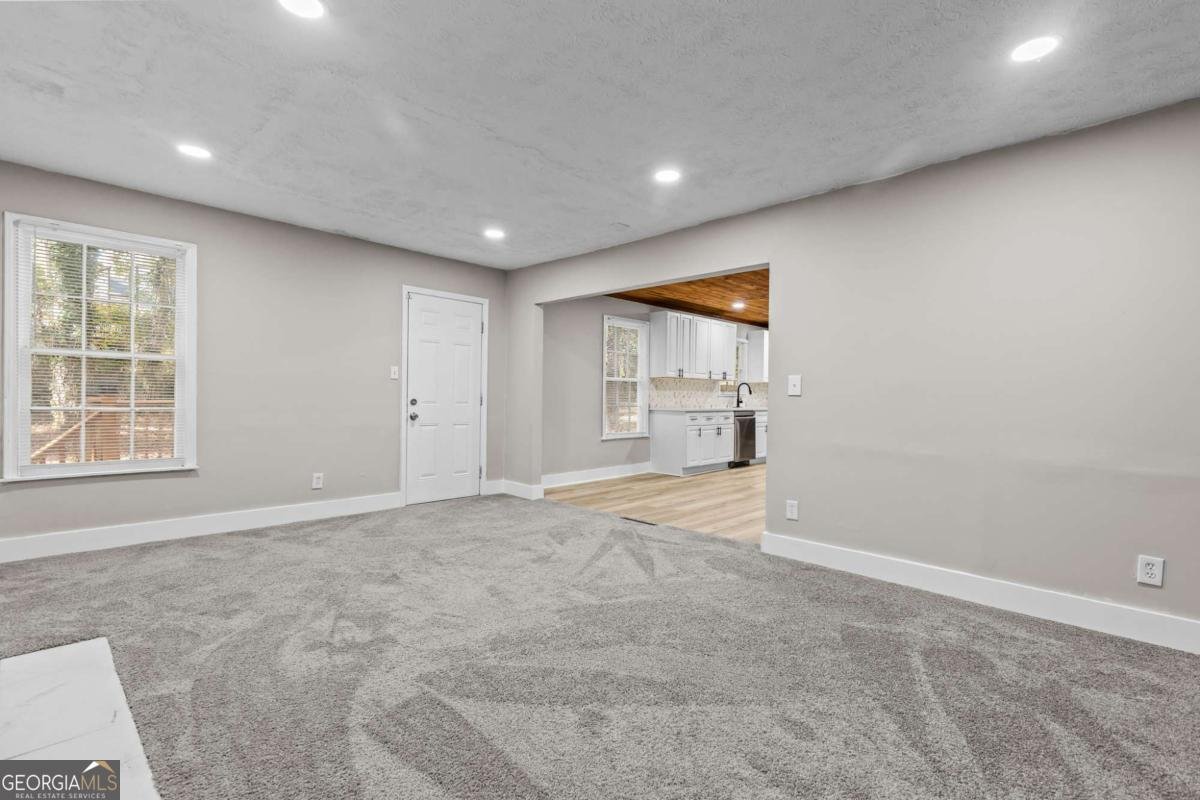 800 Post Road Circle Stone Mountain - 22