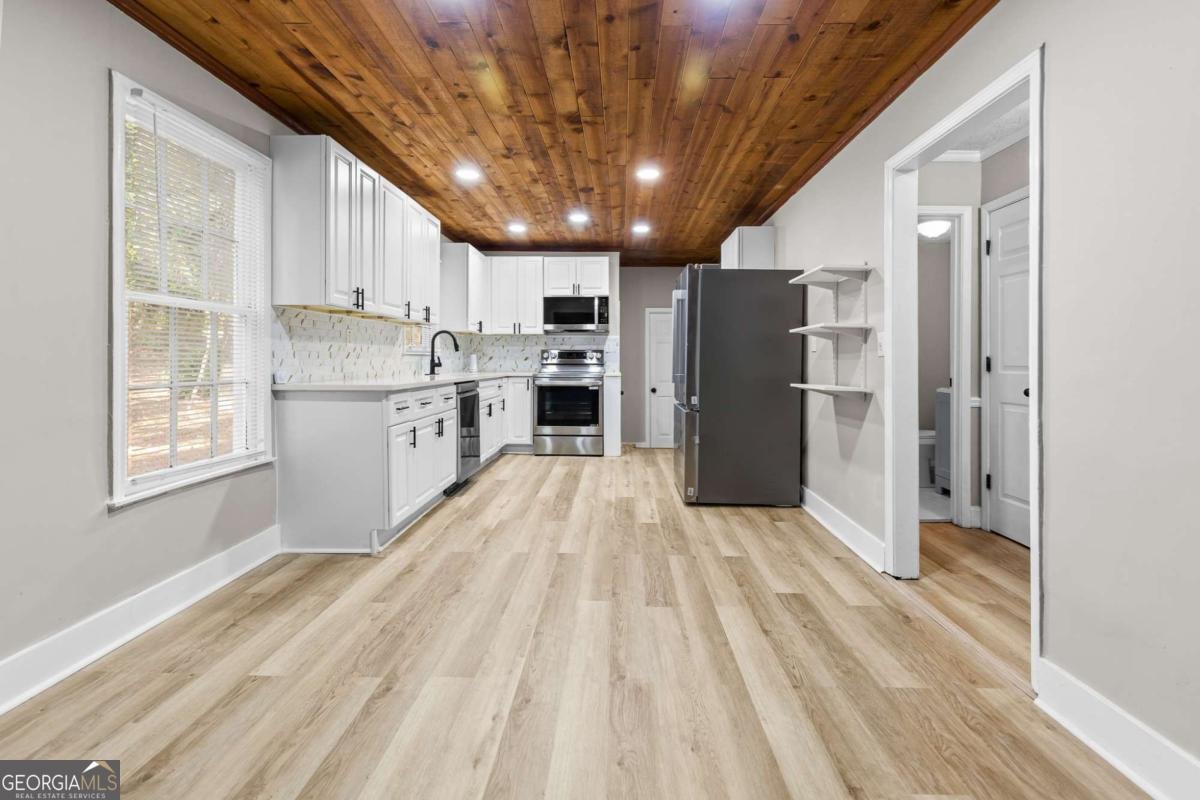 800 Post Road Circle Stone Mountain - 24