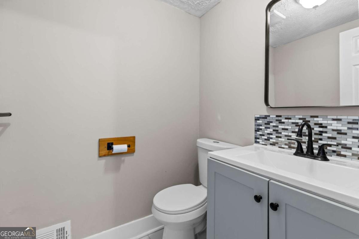 800 Post Road Circle Stone Mountain - 25