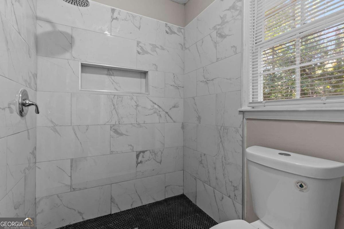 800 Post Road Circle Stone Mountain - 32