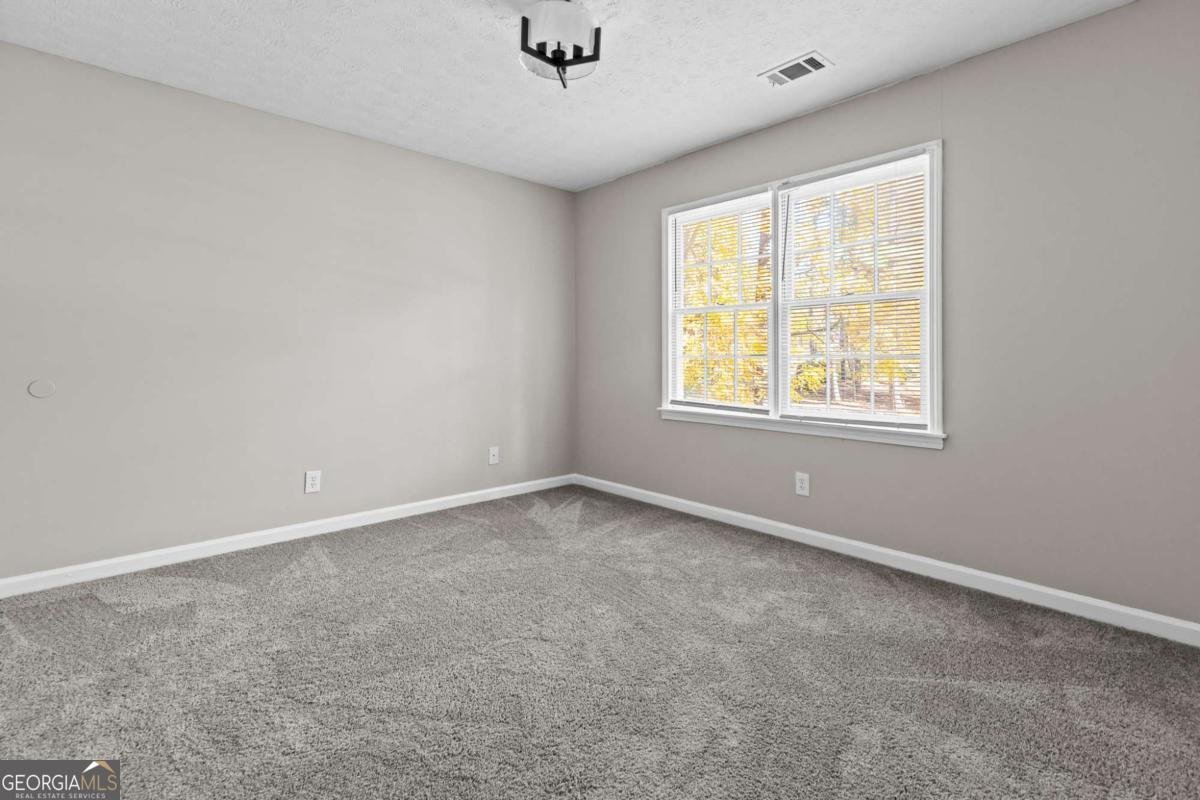 800 Post Road Circle Stone Mountain - 37