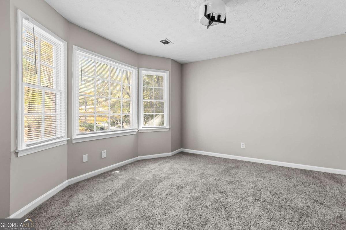 800 Post Road Circle Stone Mountain - 39