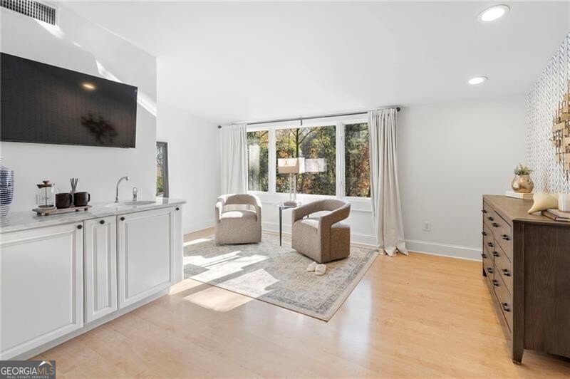 681 Yorkshire Road Atlanta - 40