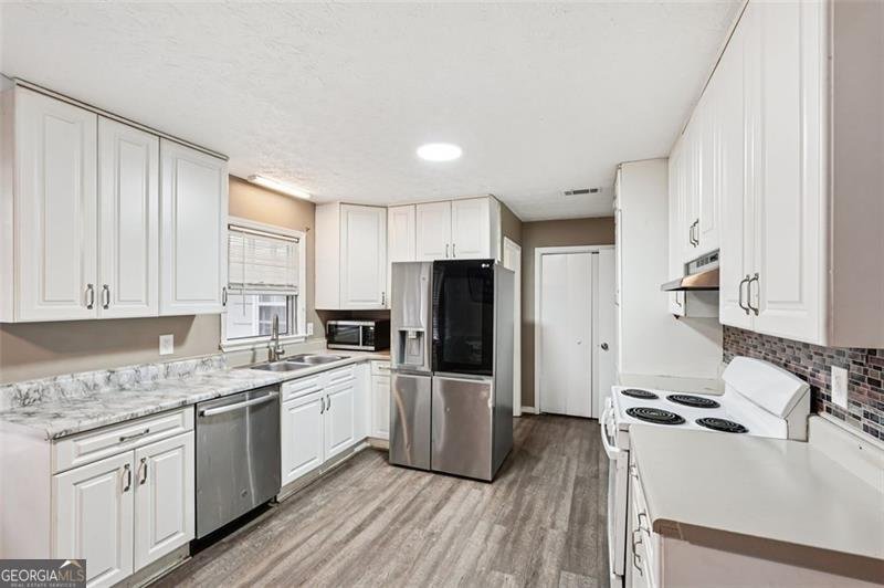 5151 Lilburn Stone Mountain Lilburn - 18