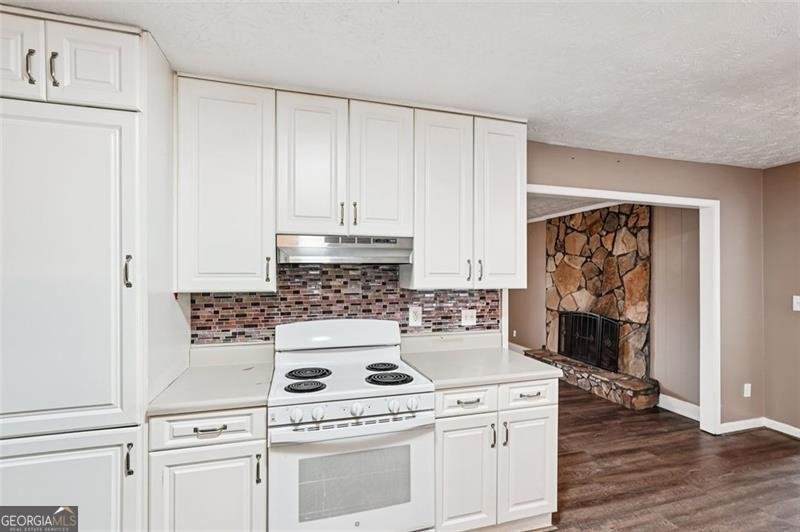 5151 Lilburn Stone Mountain Lilburn - 20