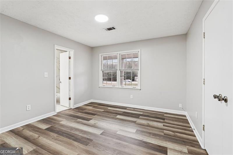 5151 Lilburn Stone Mountain Lilburn - 25