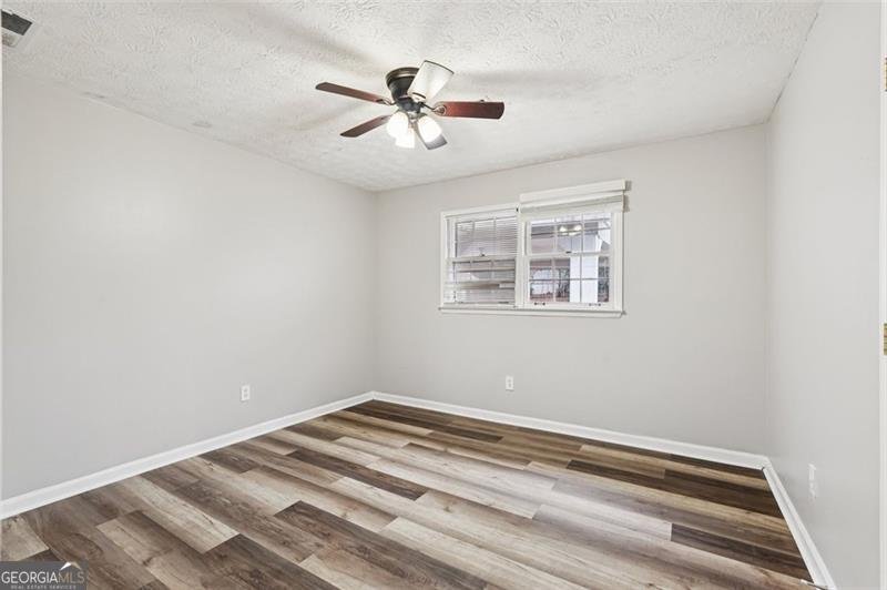 5151 Lilburn Stone Mountain Lilburn - 31