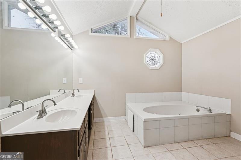 5151 Lilburn Stone Mountain Lilburn - 41