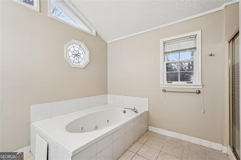 5151 Lilburn Stone Mountain Lilburn - 44