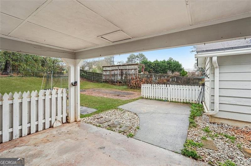 5151 Lilburn Stone Mountain Lilburn - 53