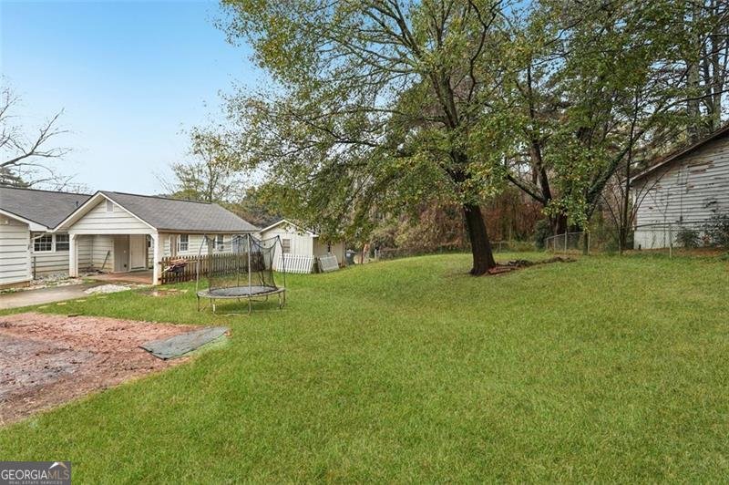 5151 Lilburn Stone Mountain Lilburn - 57