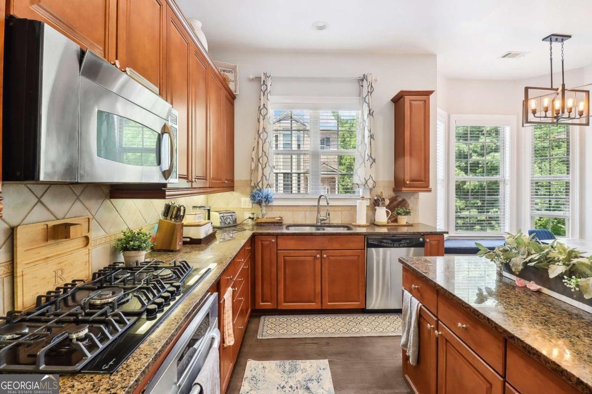 1867 Cedar Glenn Way Atlanta - 10