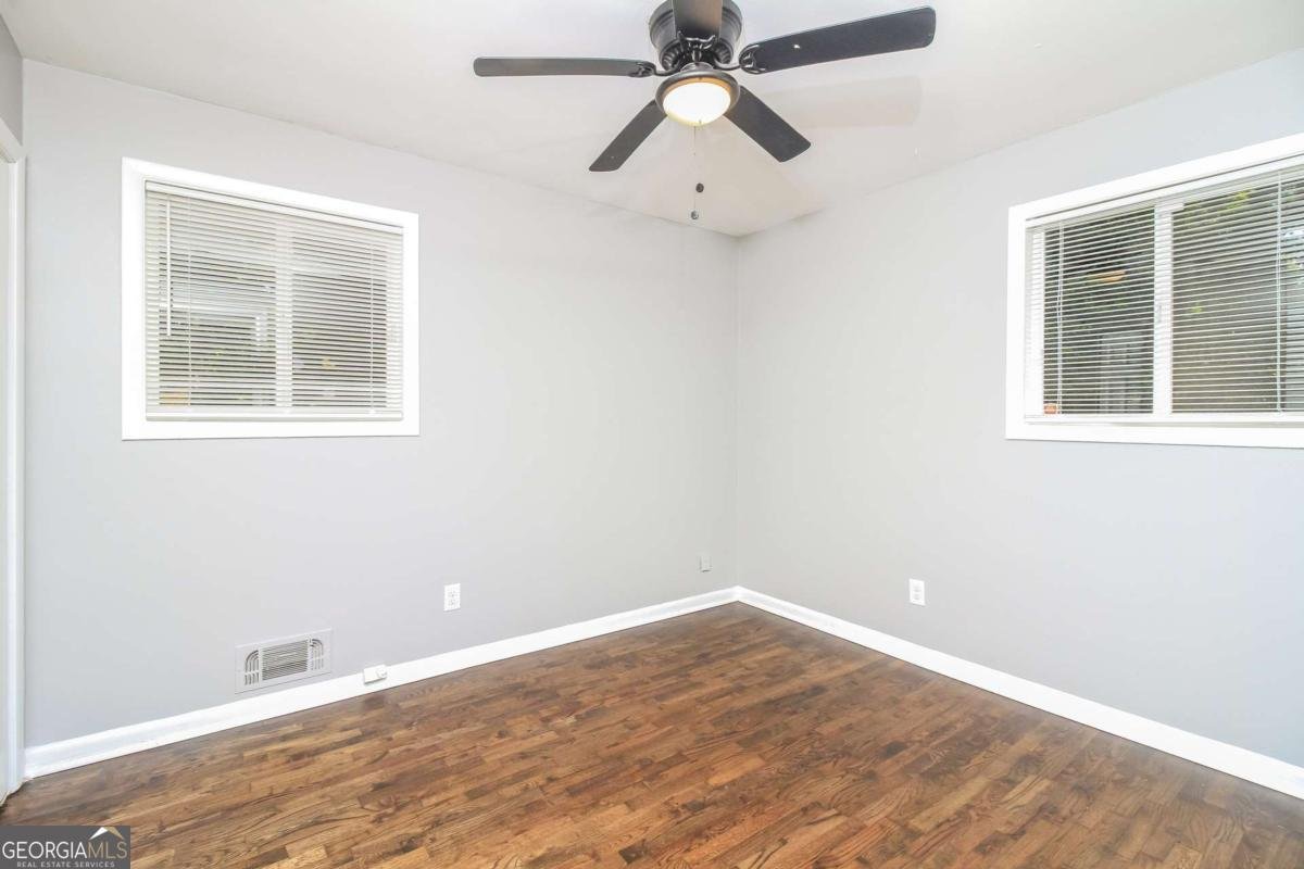 2362 Macon Drive Atlanta - 16