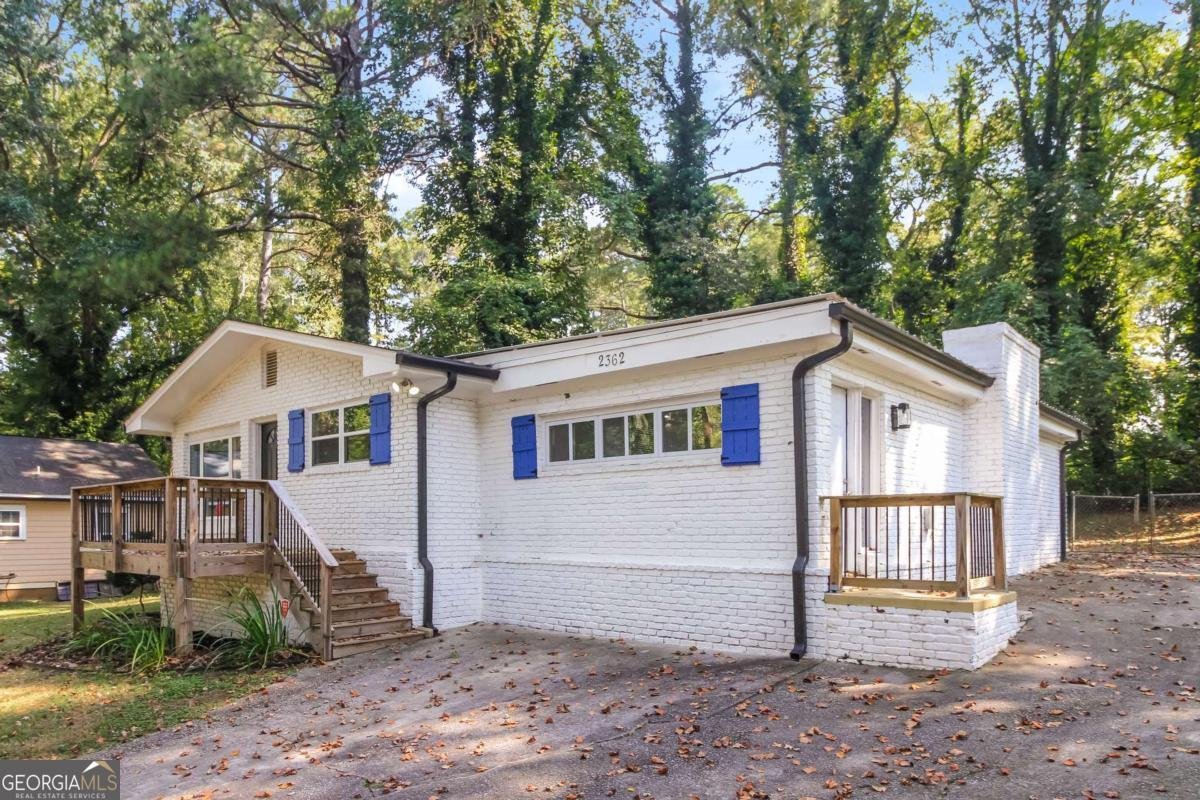 2362 Macon Drive Atlanta - 3