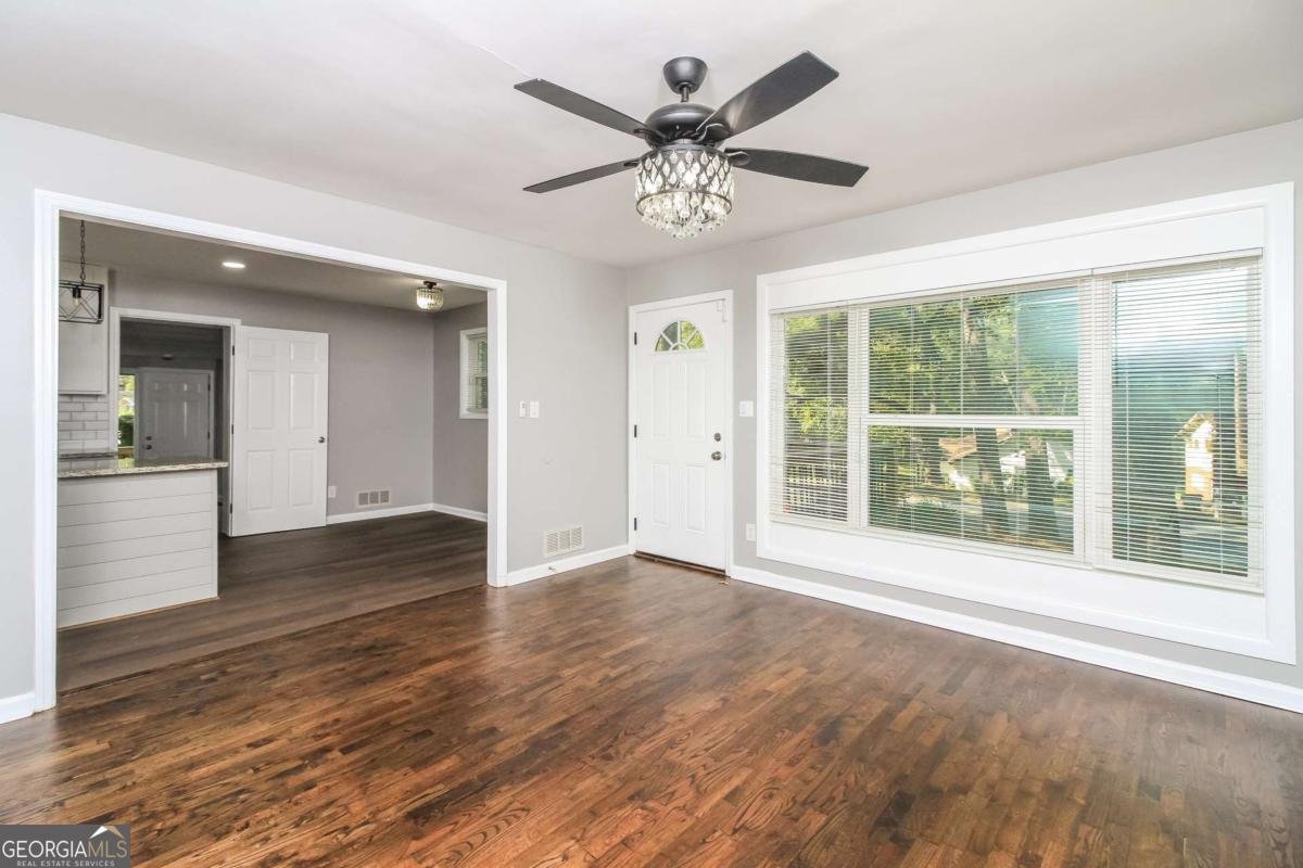 2362 Macon Drive Atlanta - 4