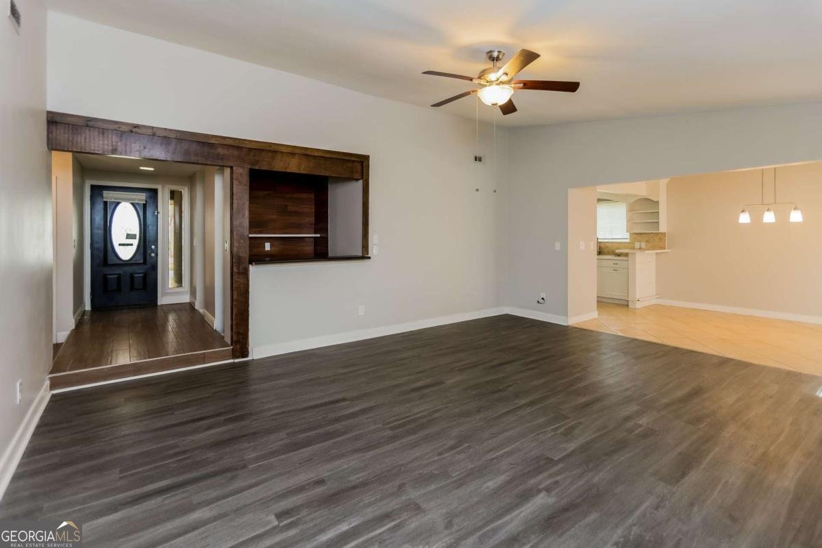 8404 Park Ridge Lane Riverdale - 3