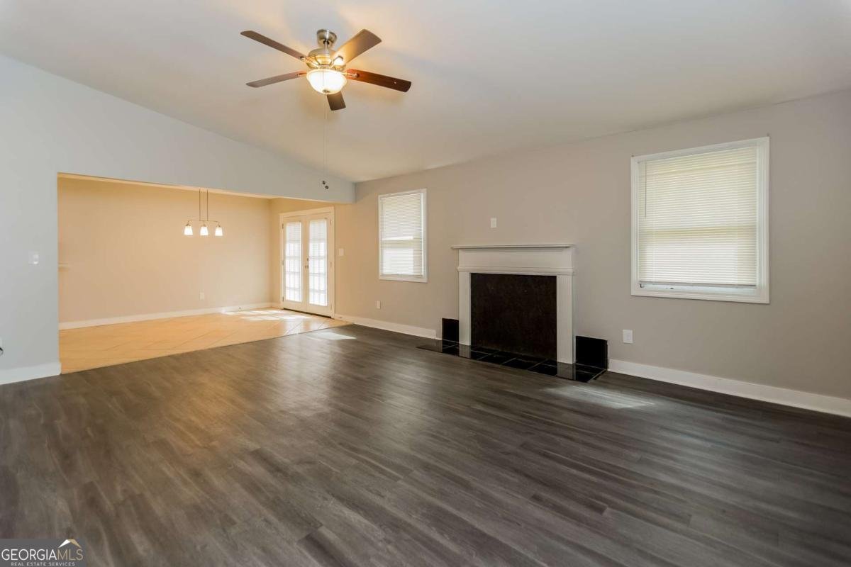 8404 Park Ridge Lane Riverdale - 4