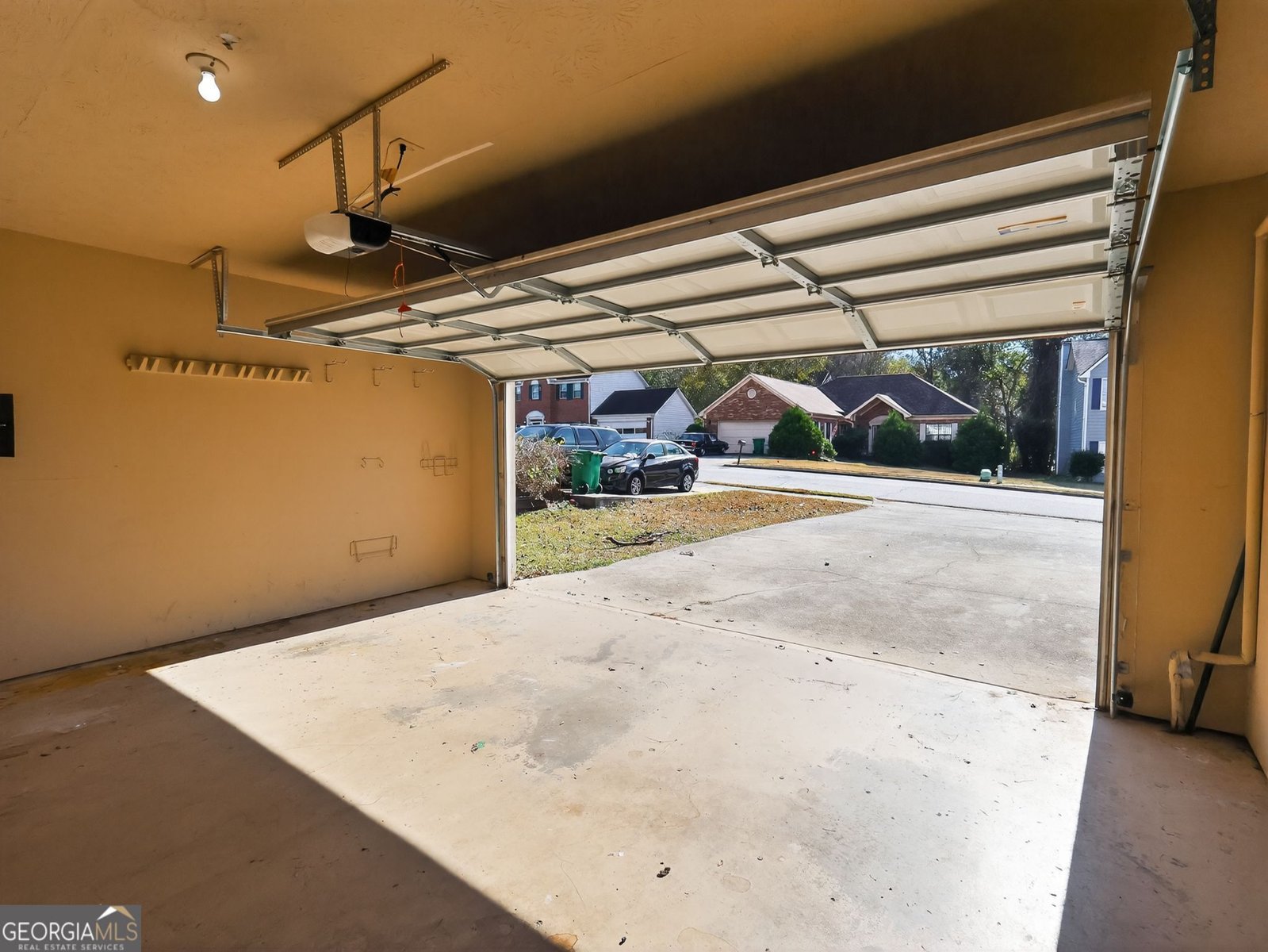 3735 River Lake Shore Ellenwood - 32