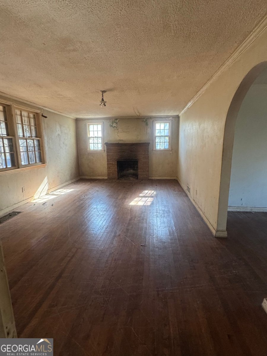 1096 3rd Street Atlanta - 10