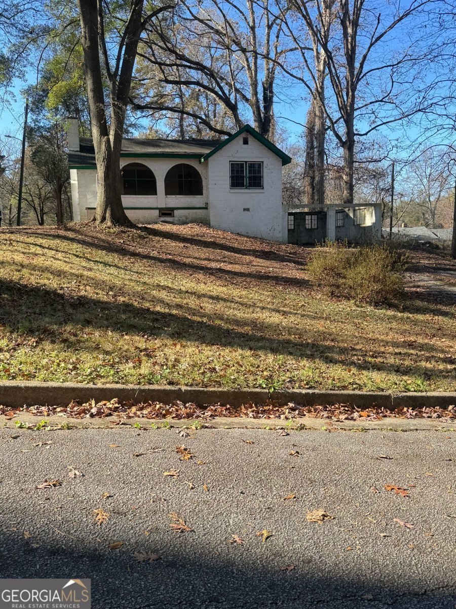 1096 3rd Street Atlanta - 11