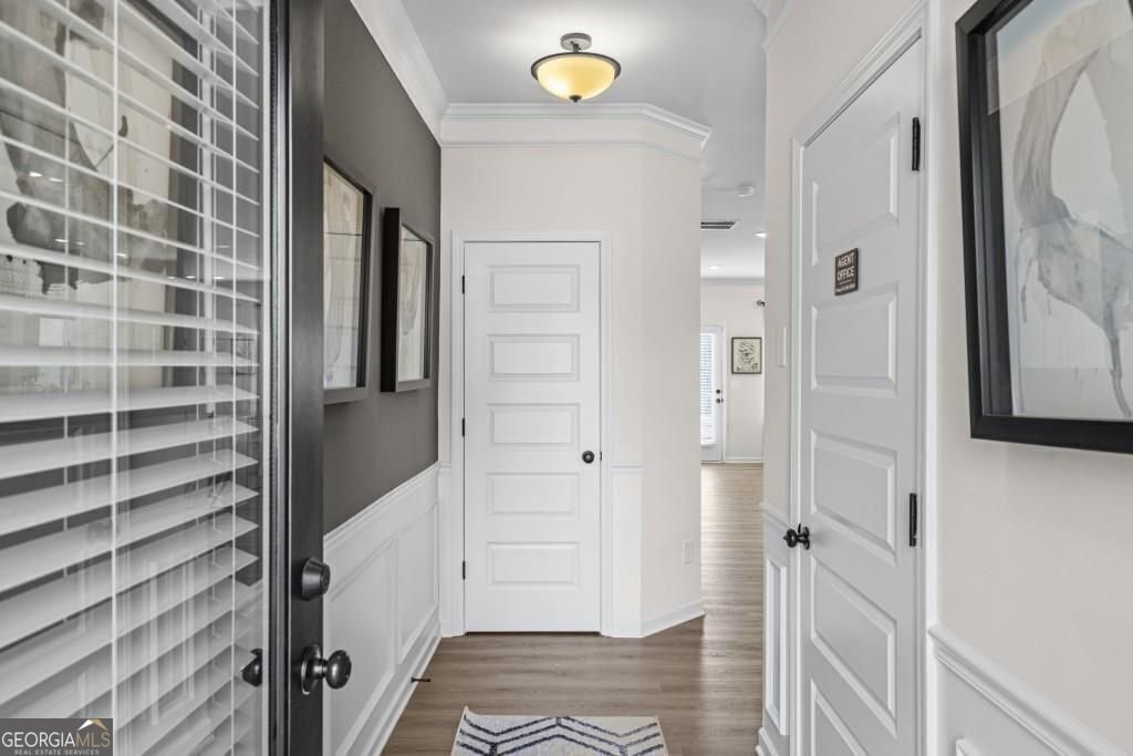 1004 Stiles Circle Cartersville - 2