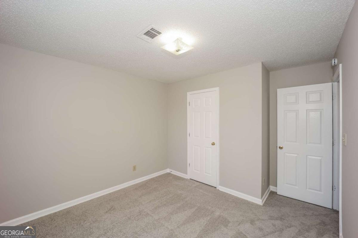 5899 Eagles Feather Lane Riverdale - 16