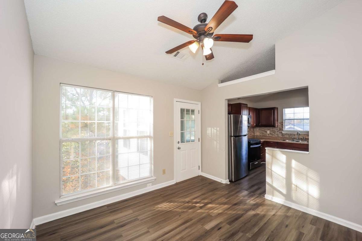 5899 Eagles Feather Lane Riverdale - 4