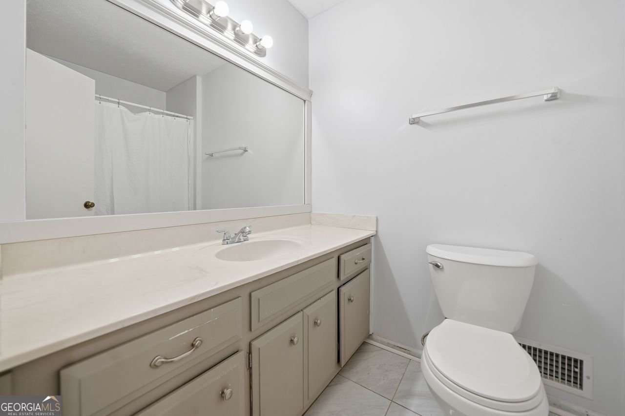 106 Village Court Woodstock - 27