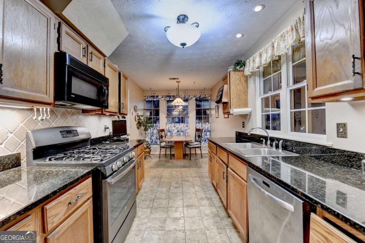 2531 Inverloch Circle Duluth - 16