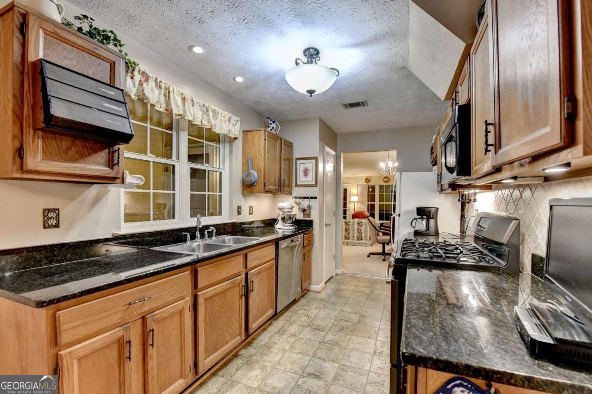 2531 Inverloch Circle Duluth - 22