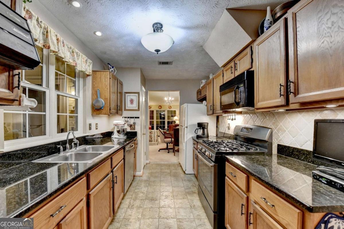 2531 Inverloch Circle Duluth - 23