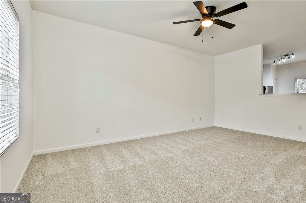 7365 Saint Peter Way Fairburn - 4