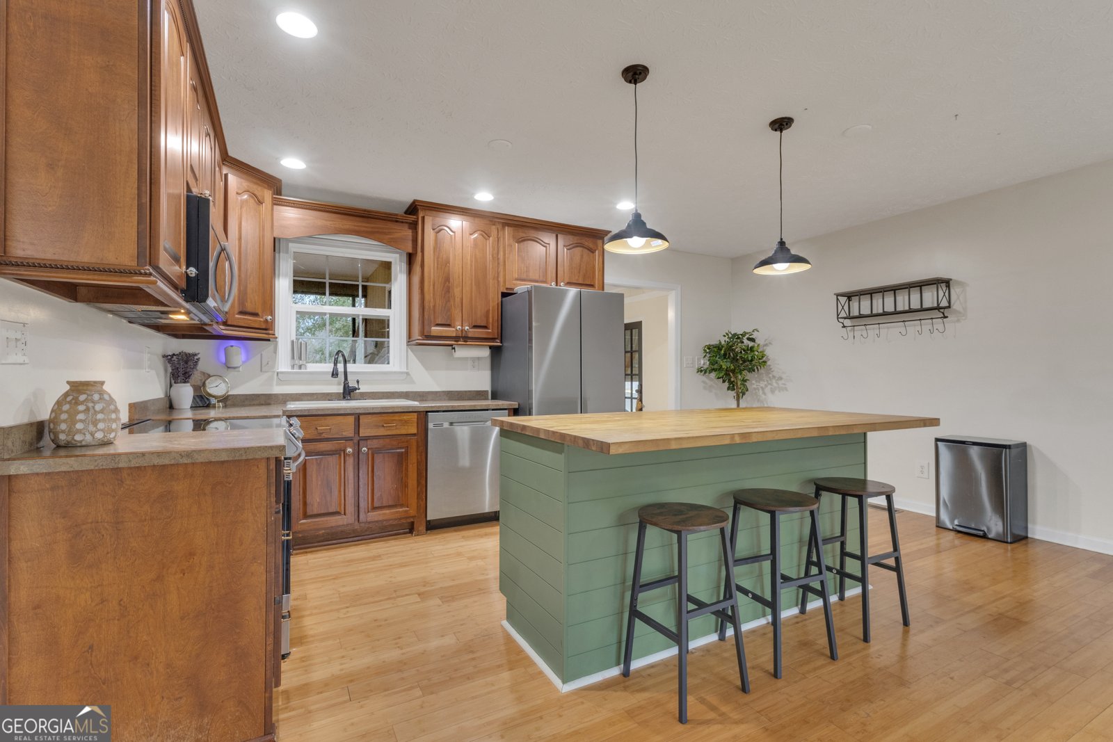 96 Courtland Road Brooks - 6