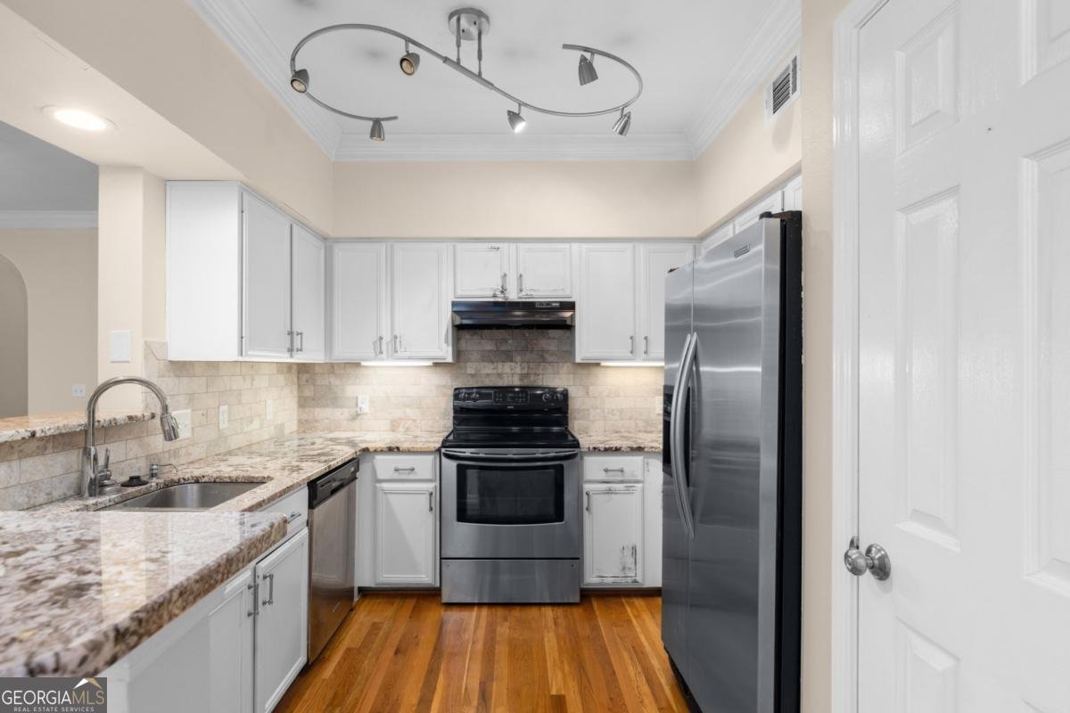 3777 Peachtree Road Atlanta - 12