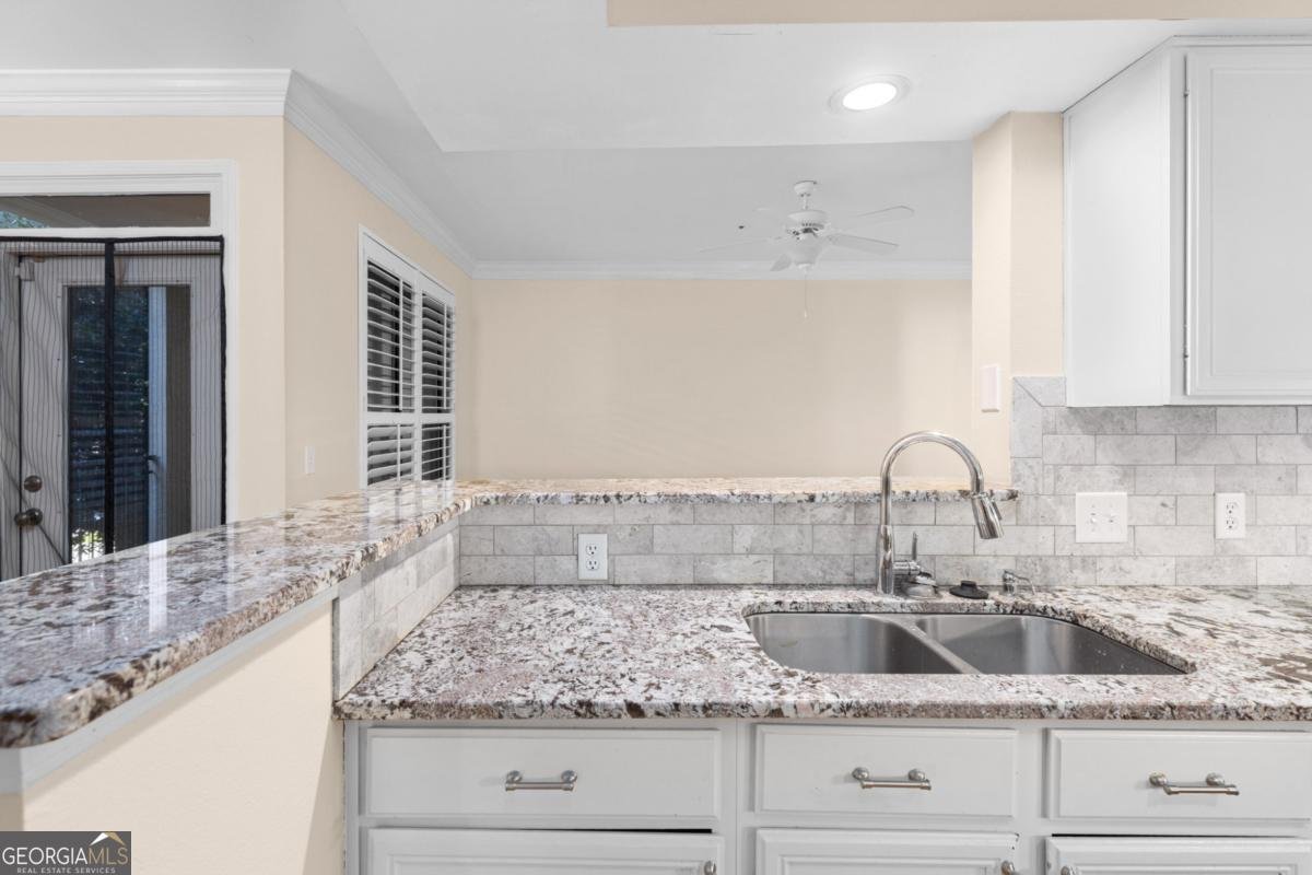 3777 Peachtree Road Atlanta - 15