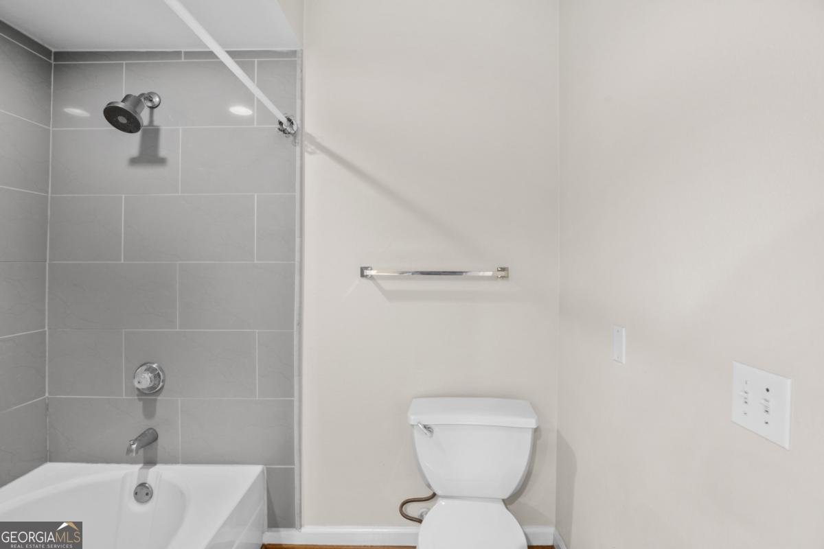 3777 Peachtree Road Atlanta - 21