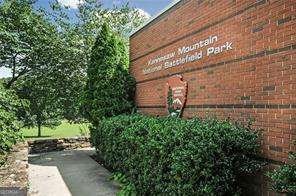 1939 Parkview Trace Kennesaw - 45