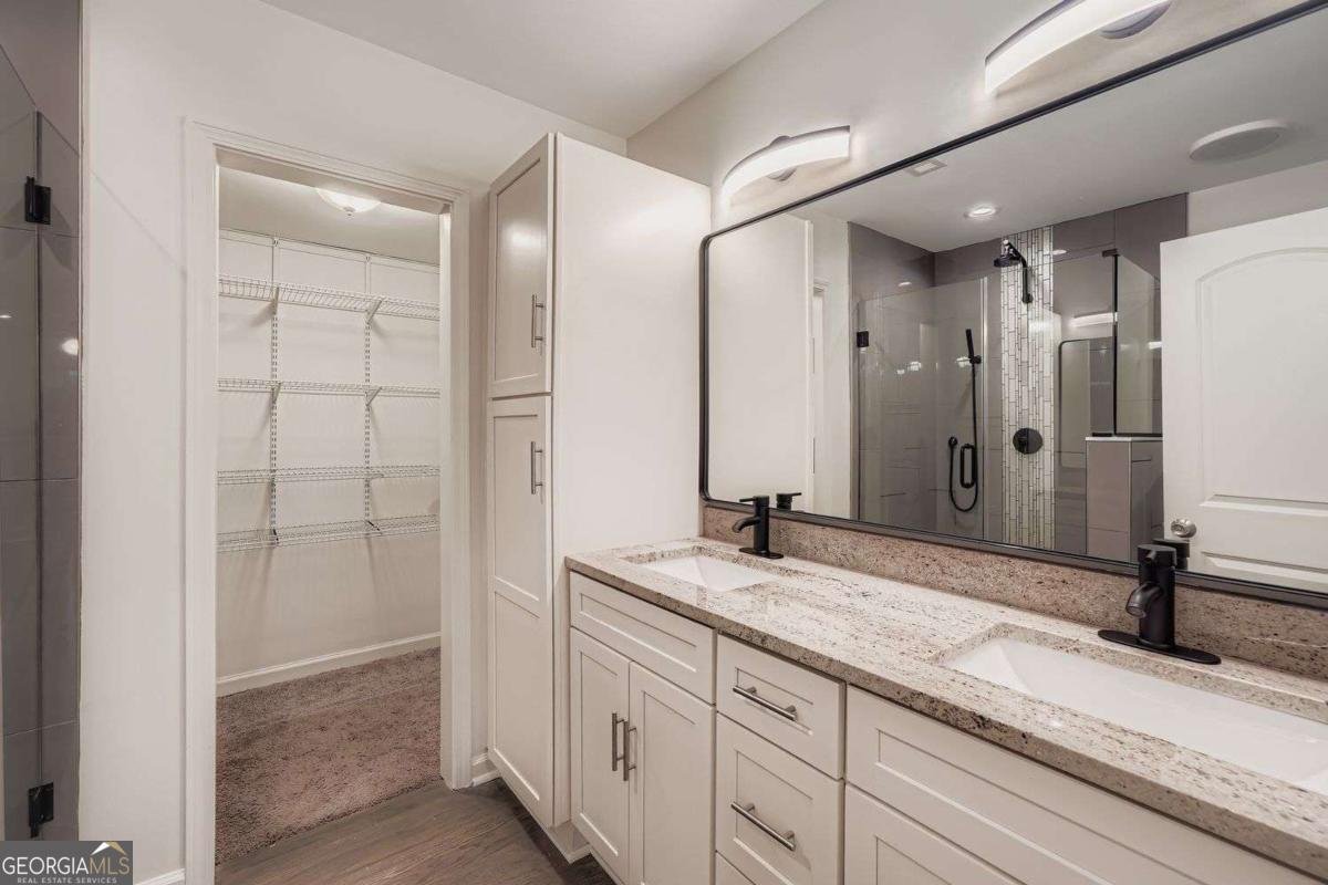 1688 Oak Knoll Circle Atlanta - 15