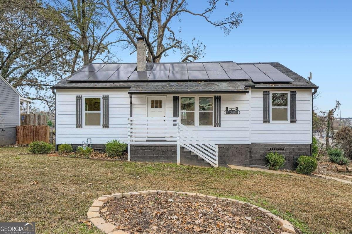 1688 Oak Knoll Circle Atlanta - 2