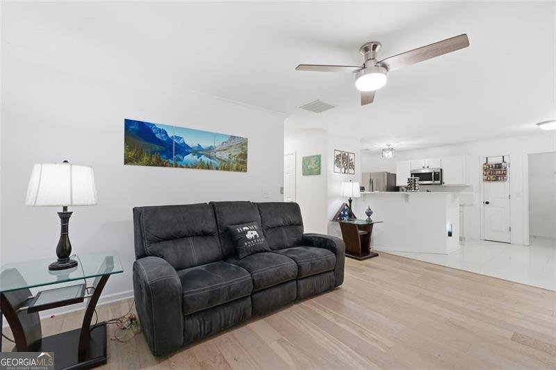 2854 MICHELLE LEE Dacula - 12