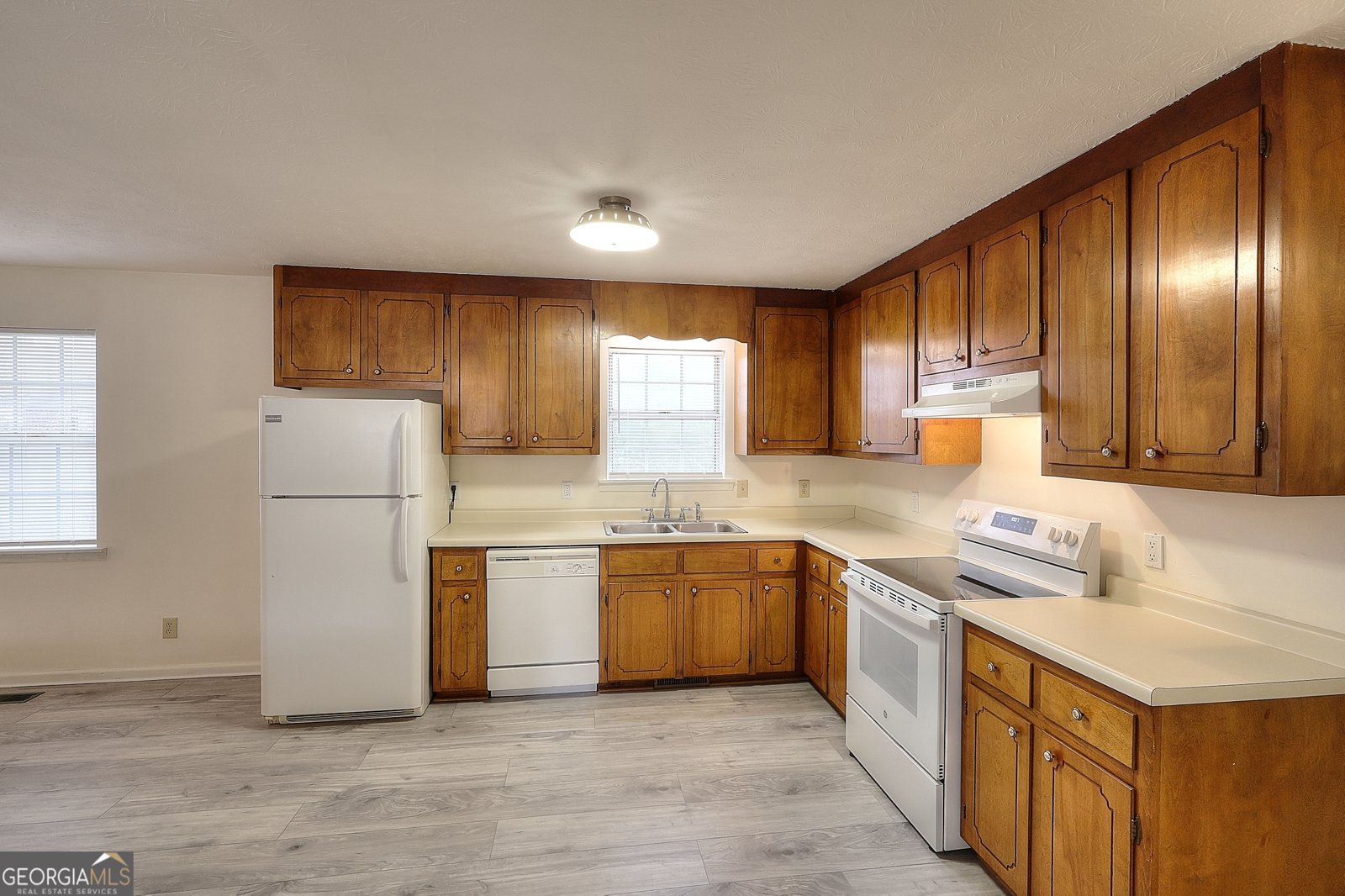 284 5th Avenue Winder - Photo 9