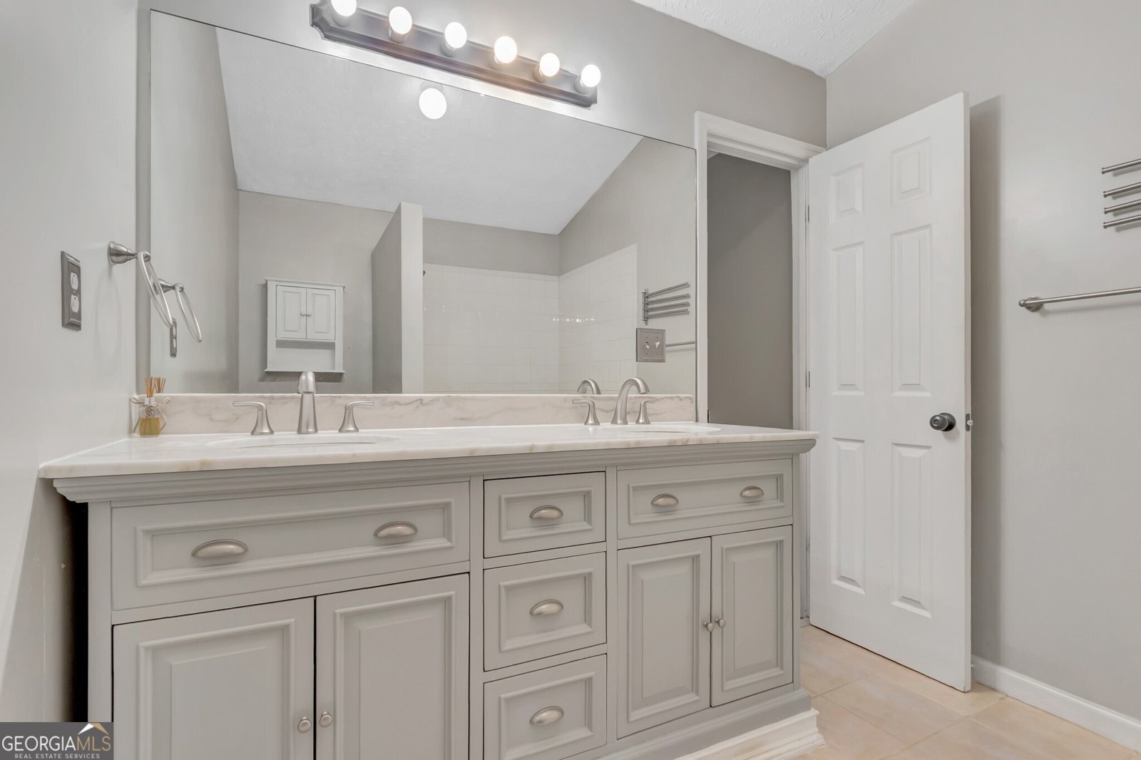 5 Darby Drive Newnan - 27