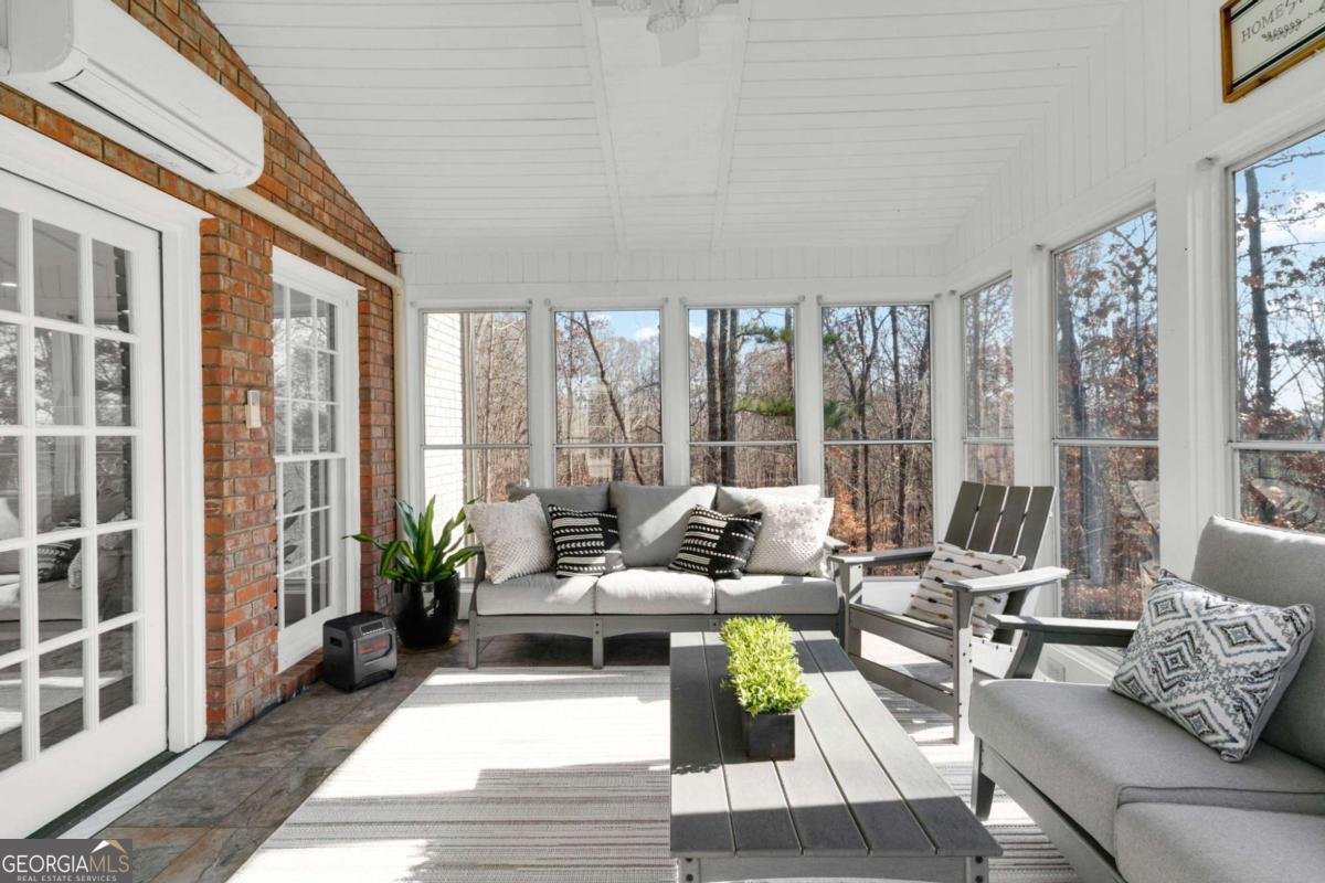 2830 Dabbs Bridge Road Dallas - 35