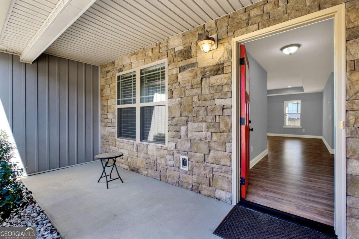 111 Koufax Drive Calhoun - 2