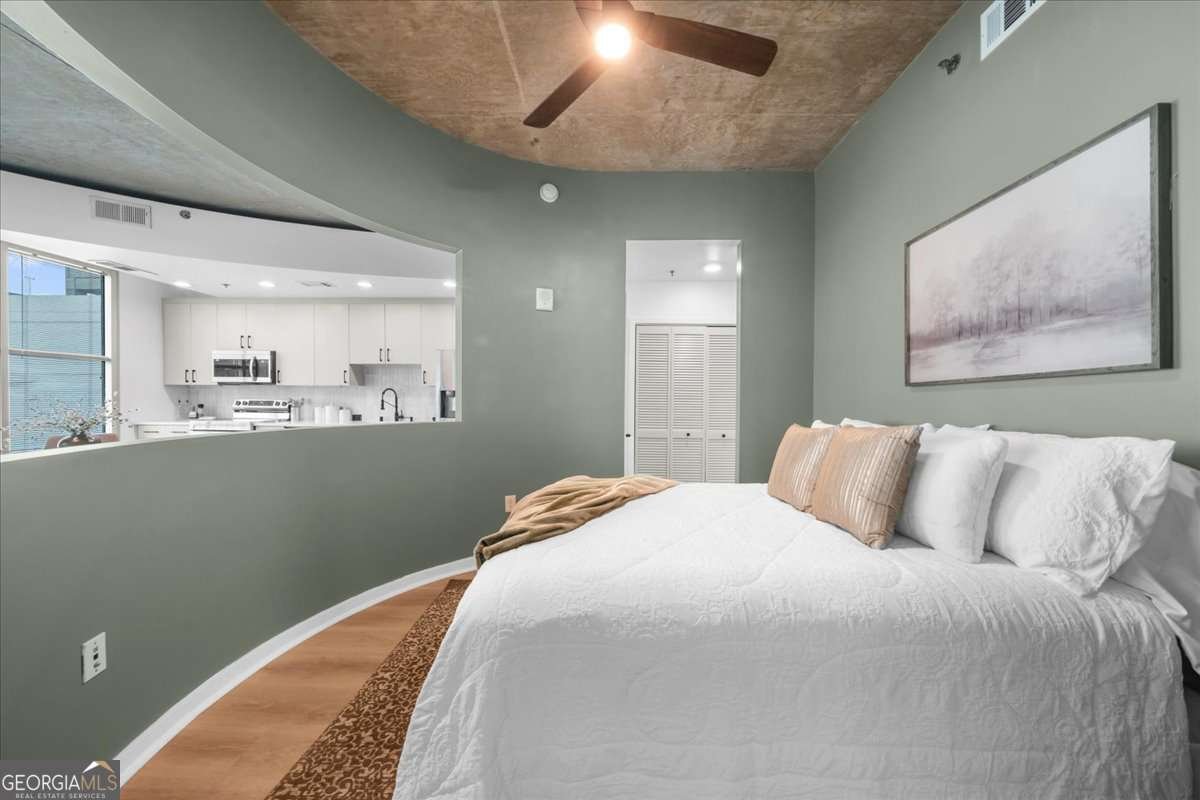 250 Pharr Road Atlanta - 25