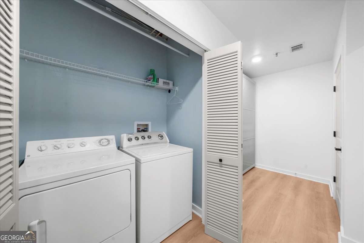 250 Pharr Road Atlanta - 33