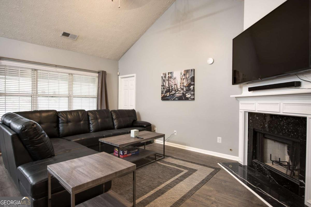 7151 Springchase Way Austell - 3