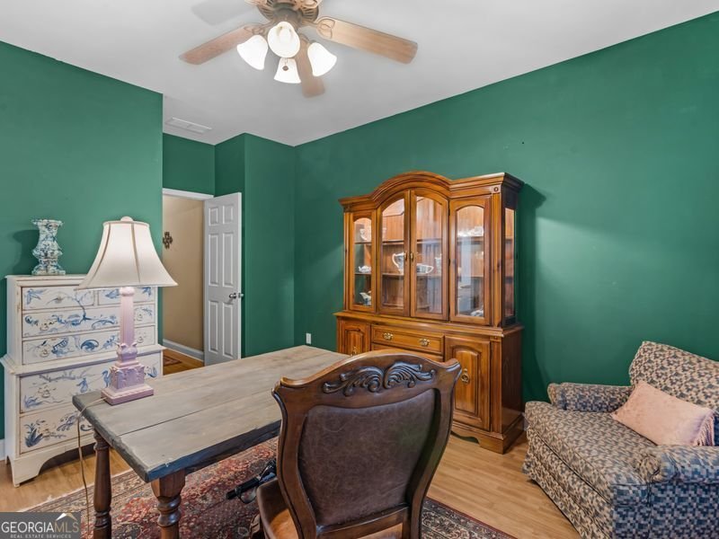 556 Guinevere Court McDonough - 32